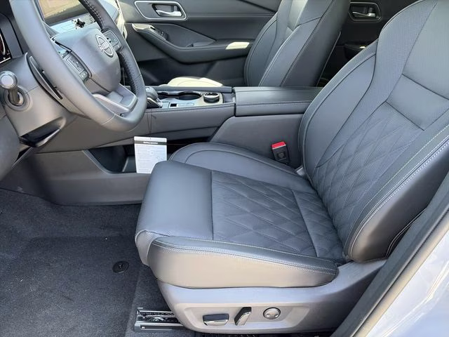 2026 Boulder Gray/Super Black Nissan Rogue Platinum AWD SUV