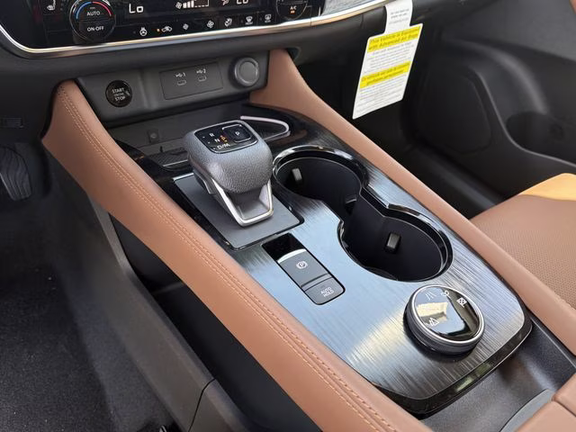 2026 Everest White Pearl Tricoat Nissan Rogue Platinum AWD SUV
