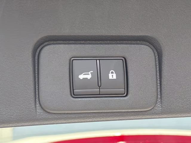 2026 Everest White Pearl Tricoat Nissan Rogue Platinum AWD SUV