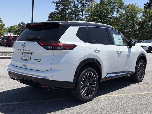 2026 Everest White Pearl/Super Black Nissan Rogue Platinum AWD SUV
