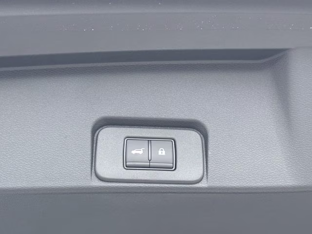 2026 Everest White Pearl Tricoat Nissan Rogue Platinum AWD SUV