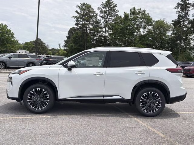 2026 Everest White Pearl Tricoat Nissan Rogue Platinum AWD SUV