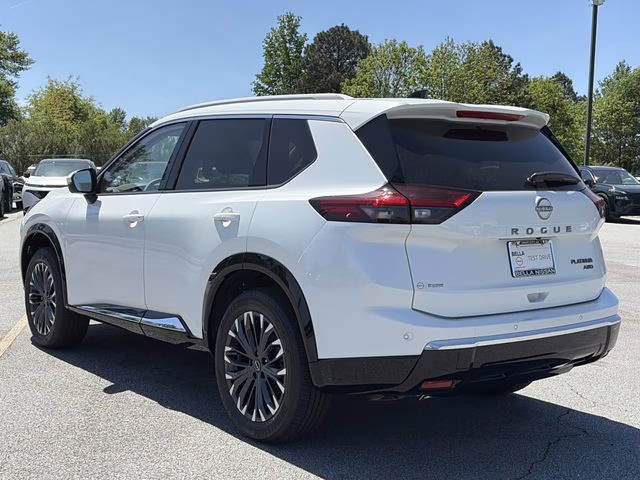 2026 Everest White Pearl Tricoat Nissan Rogue Platinum AWD SUV