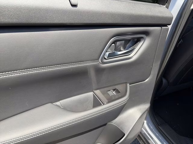 2026 Boulder Gray/Super Black Nissan Rogue Platinum AWD SUV