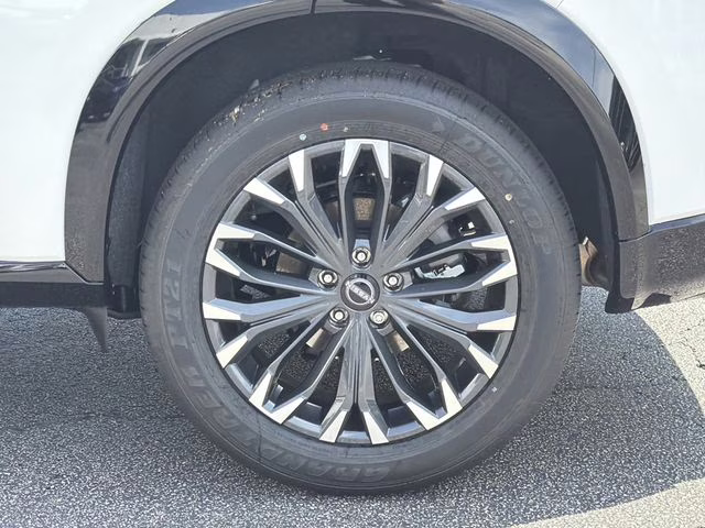 2026 Everest White Pearl Tricoat Nissan Rogue Platinum AWD SUV