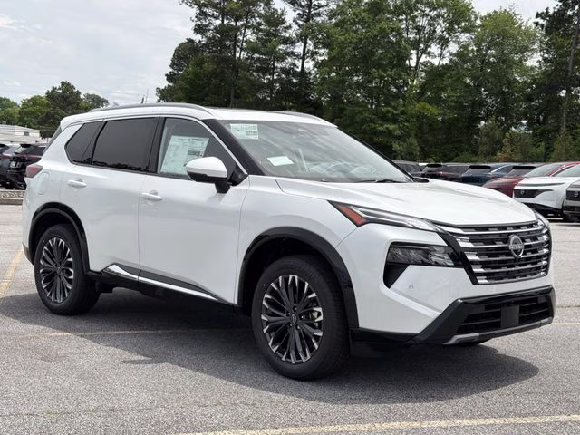 2026 Everest White Pearl Tricoat Nissan Rogue Platinum AWD SUV