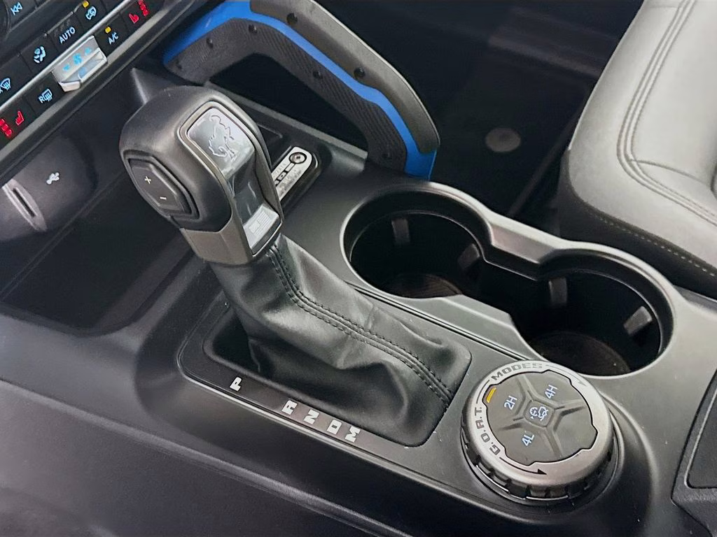 2024 Silver Metallic Ford Bronco Black Diamond 4X4 SUV