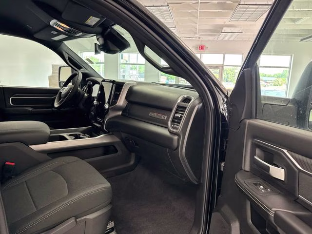2026 Diamond Black Crystal Pearlcoat Ram 2500 Big Horn Night Edition 4X4 Truck