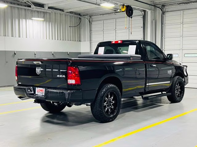 2019 Diamond Black Crystal Pearlcoat Ram 1500 Classic Tradesman 4X4 Truck