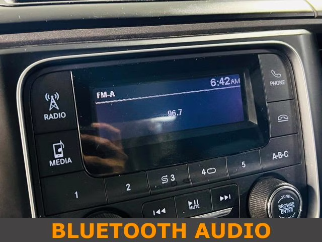 2019 Diamond Black Crystal Pearlcoat Ram 1500 Classic Tradesman 4X4 Truck