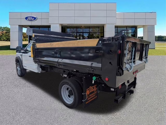 2026 Oxford White Ford Super Duty F-550 DRW XL 4X4 Truck
