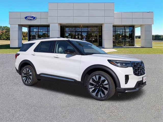 2026 White Ford Explorer Platinum 4X4 SUV