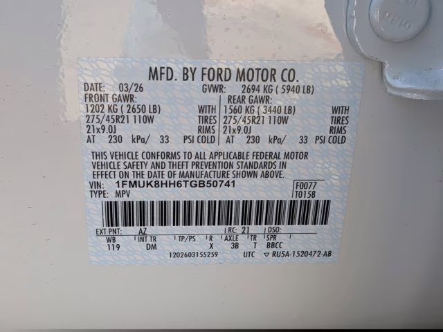2026 White Ford Explorer Platinum 4X4 SUV