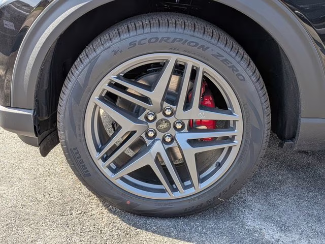 2026 Black Ford Explorer ST RWD SUV