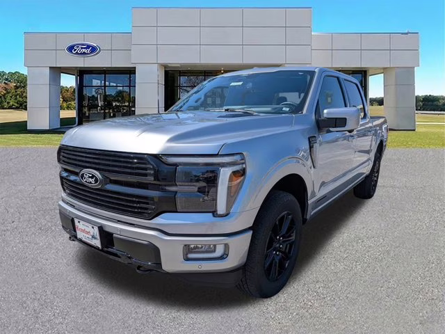 2025 Silver Metallic Ford F-150 Platinum 4X4 Truck
