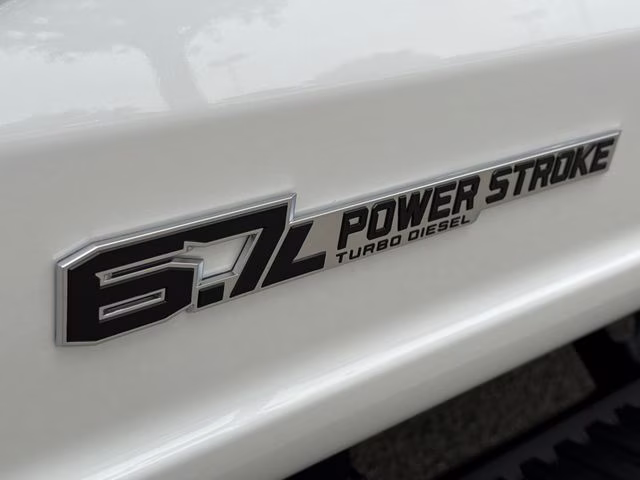 2026 Oxford White Ford Super Duty F-350 SRW XL 4X4 Truck