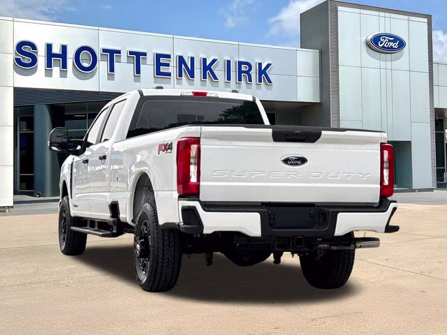 2026 Oxford White Ford Super Duty F-350 SRW XL 4X4 Truck