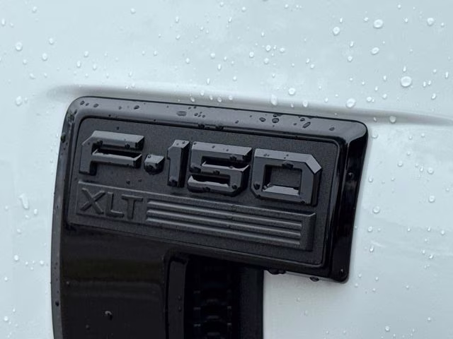 2026 Oxford White Ford F-150 XLT 4X4 Truck