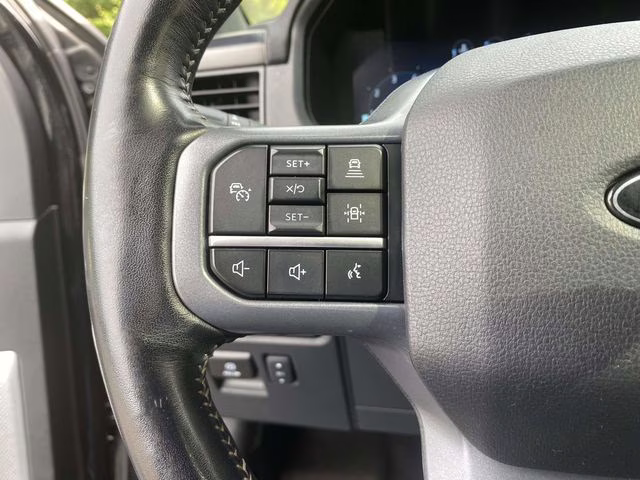 2024 Agate Black Metallic Ford F-150 Lariat 4X4 Truck