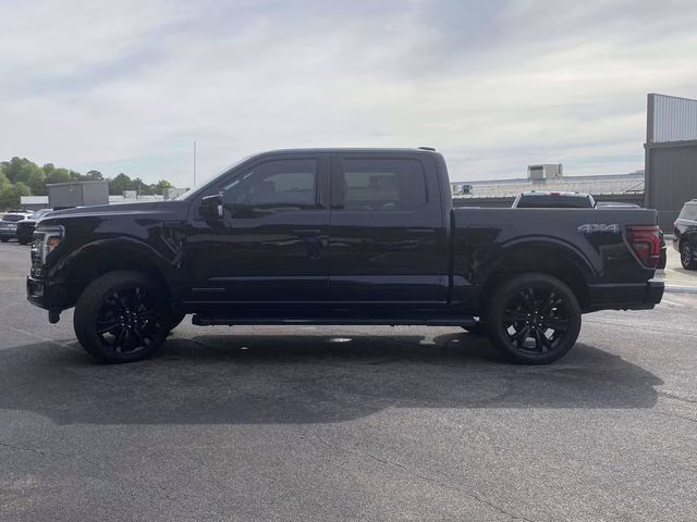 2024 Agate Black Metallic Ford F-150 Lariat 4X4 Truck