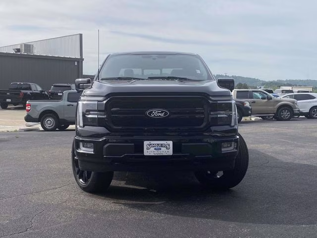 2024 Agate Black Metallic Ford F-150 Lariat 4X4 Truck
