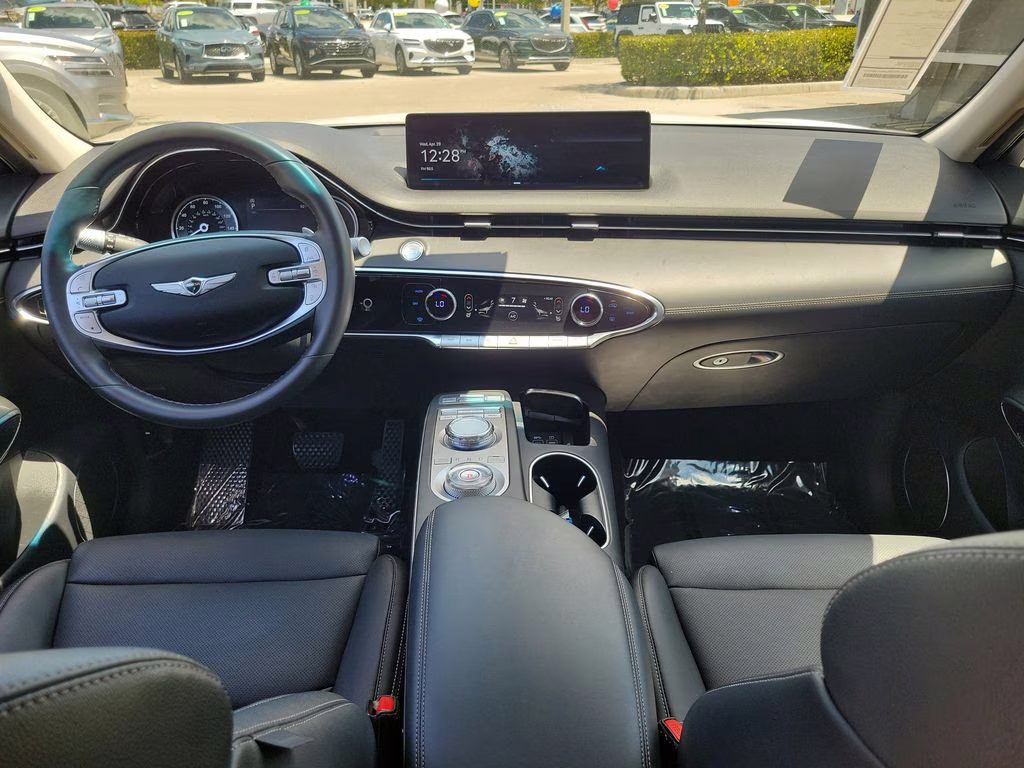 2025 Uyuni White Genesis GV70 2.5T AWD SUV