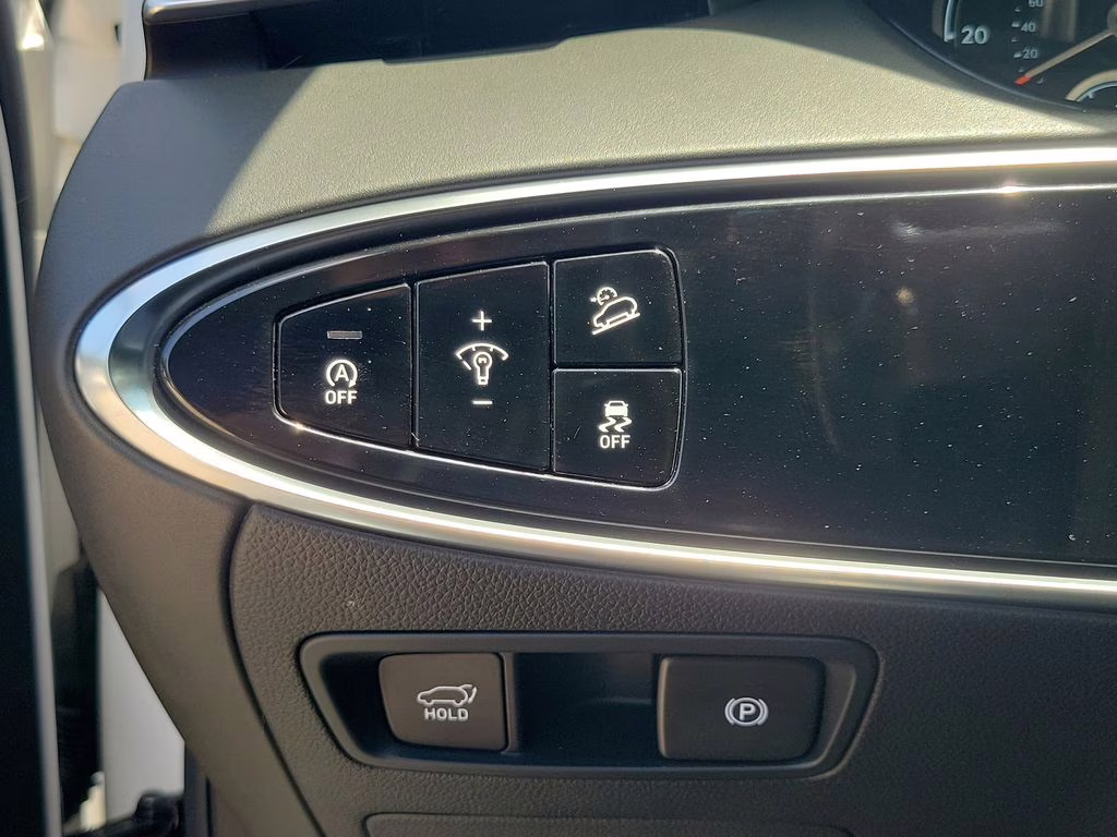 2025 Uyuni White Genesis GV70 2.5T AWD SUV