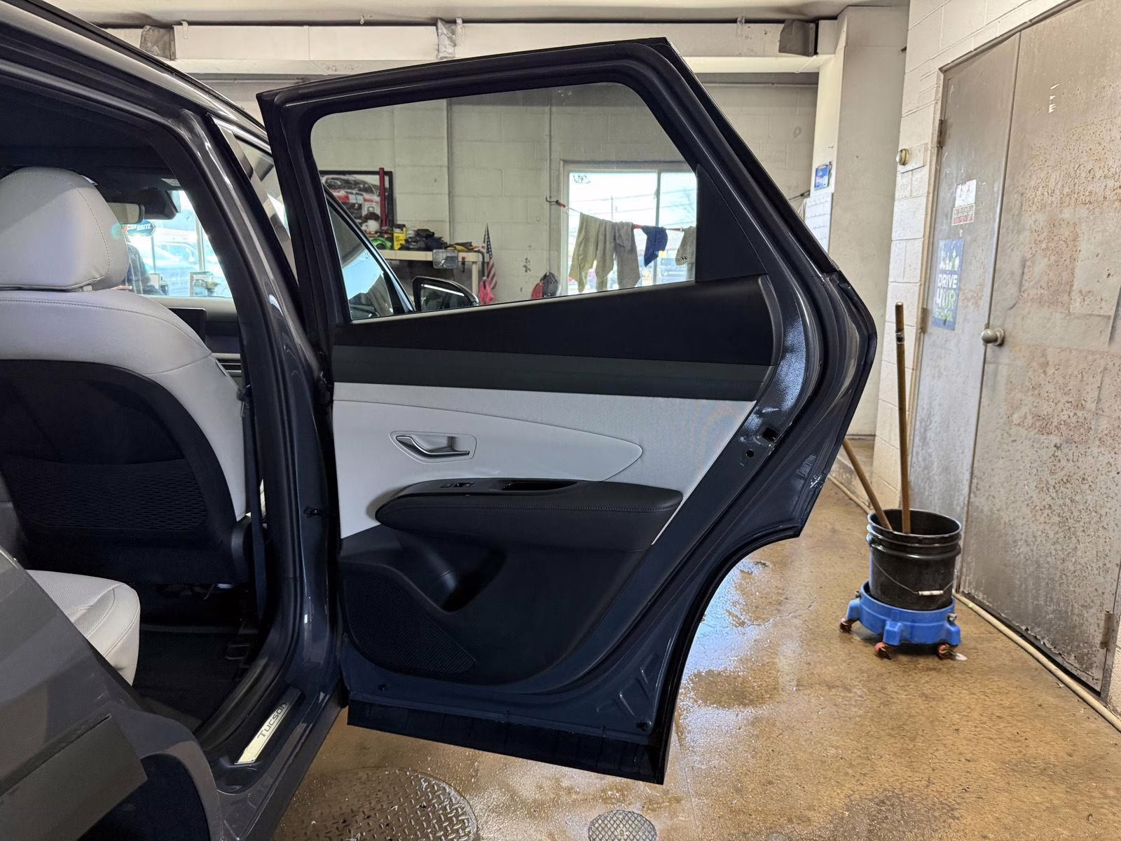 2025 Ecotronic Gray Hyundai Tucson Limited AWD SUV