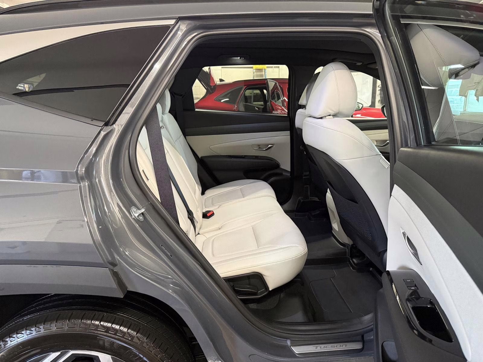 2025 Ecotronic Gray Hyundai Tucson Limited AWD SUV