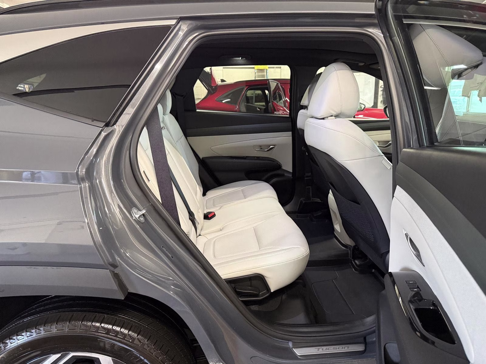 2025 Ecotronic Gray Hyundai Tucson Limited AWD SUV