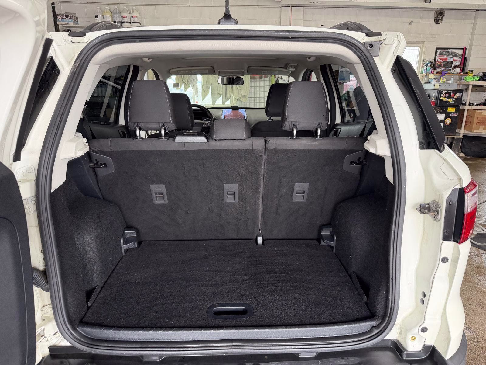 2020 Diamond White Ford EcoSport SE 4X4 SUV