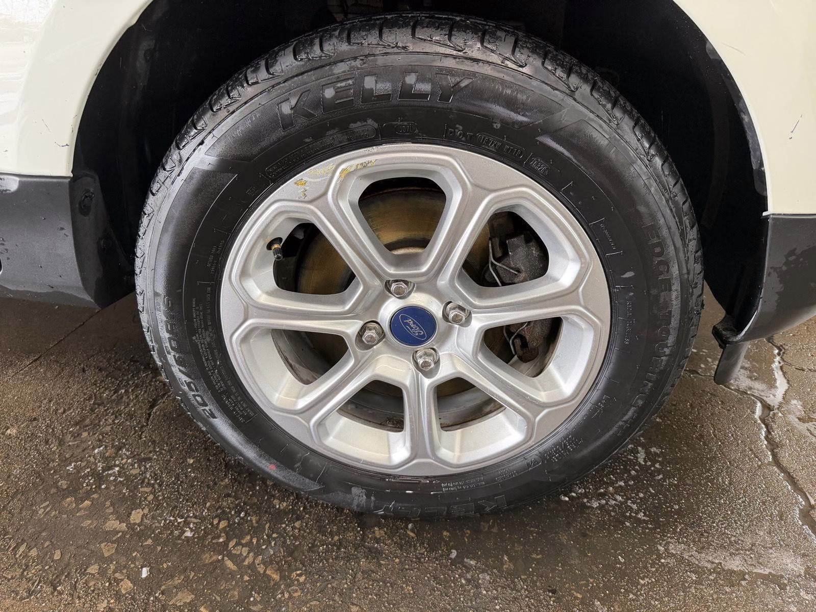 2020 Diamond White Ford EcoSport SE 4X4 SUV