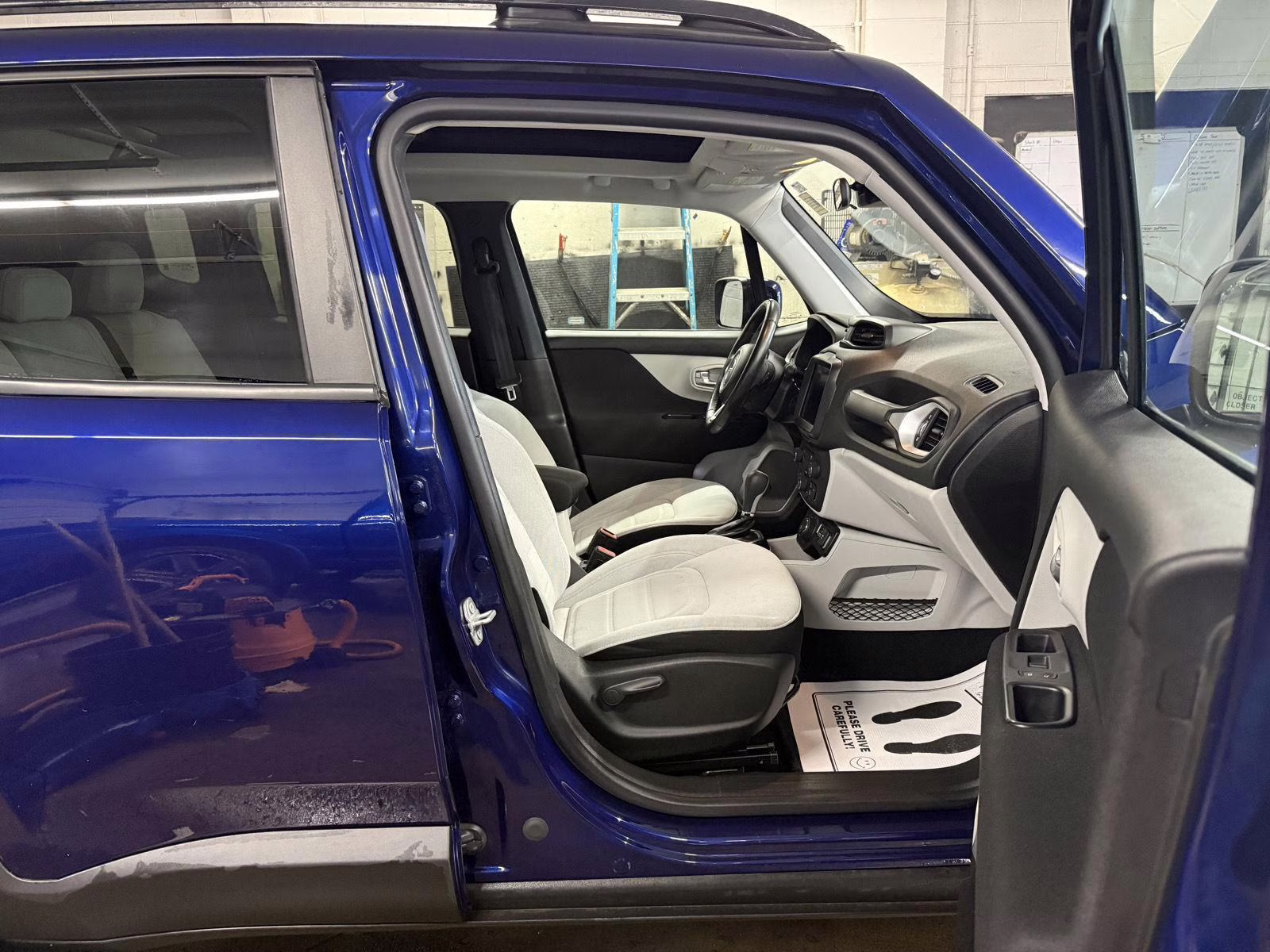 2018 Jetset Blue Jeep Renegade Latitude 4X4 SUV