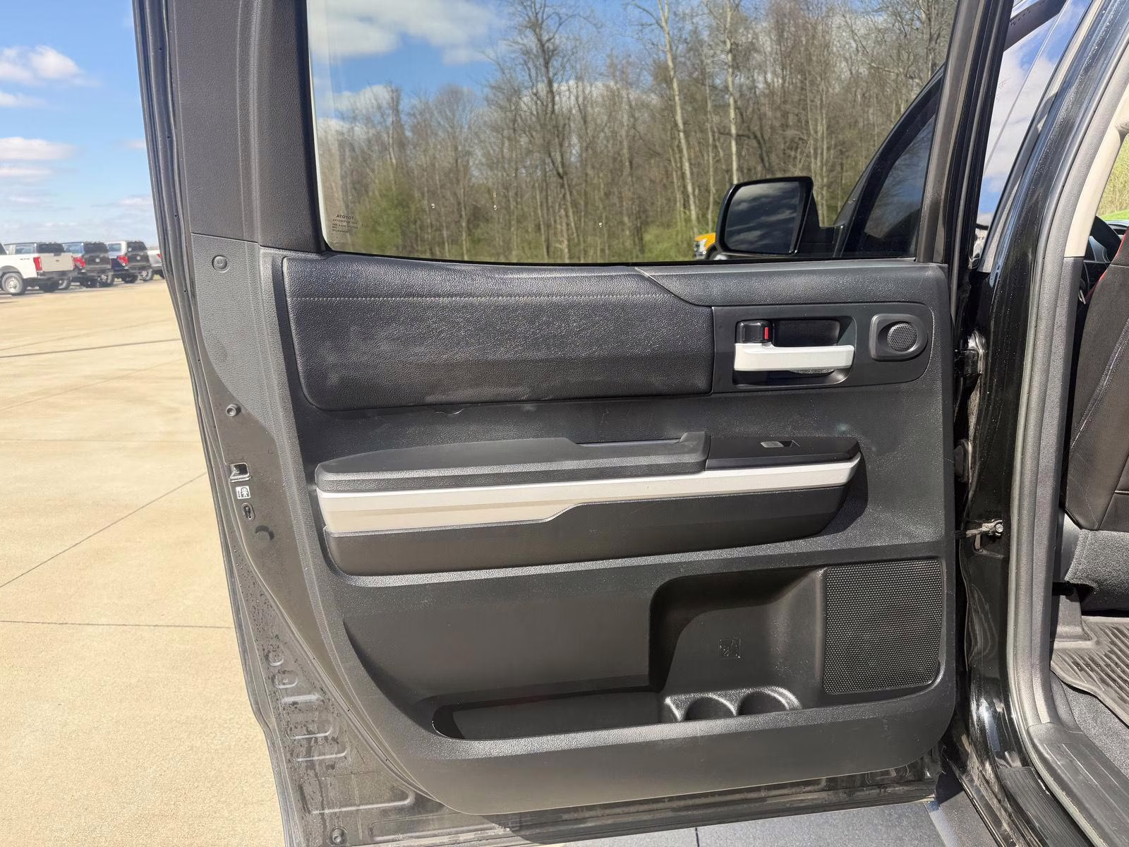 2018 Midnight Black Metallic Toyota Tundra SR5 4X4 Truck