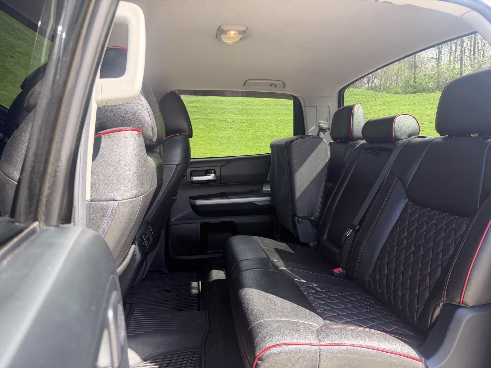 2018 Midnight Black Metallic Toyota Tundra SR5 4X4 Truck
