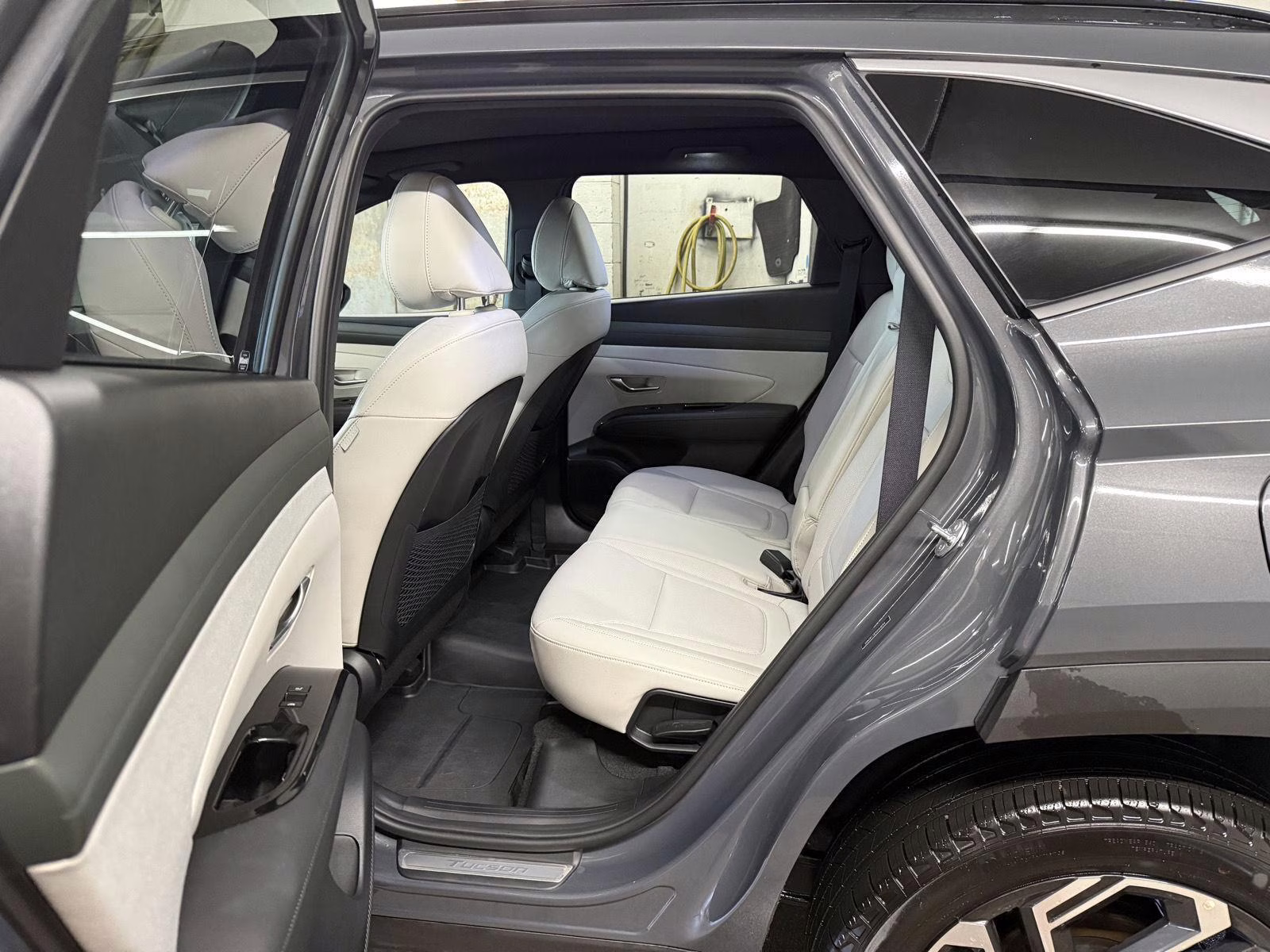 2025 Ecotronic Gray Hyundai Tucson Limited AWD SUV