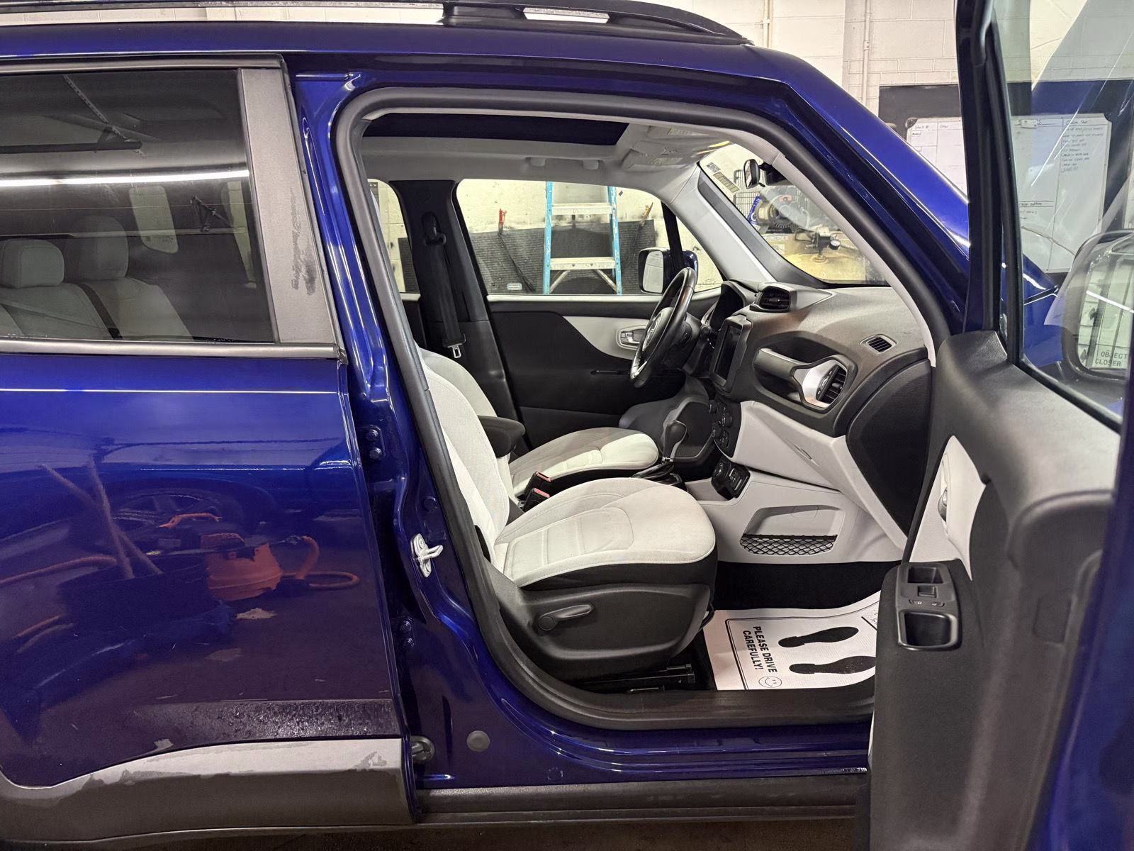 2018 Jetset Blue Jeep Renegade Latitude 4X4 SUV