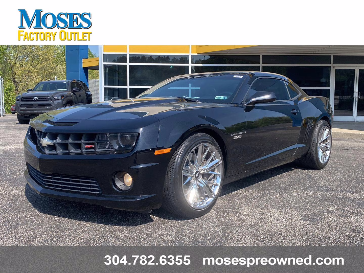 2010 Black Chevrolet Camaro 2SS RWD 2dr Cpe