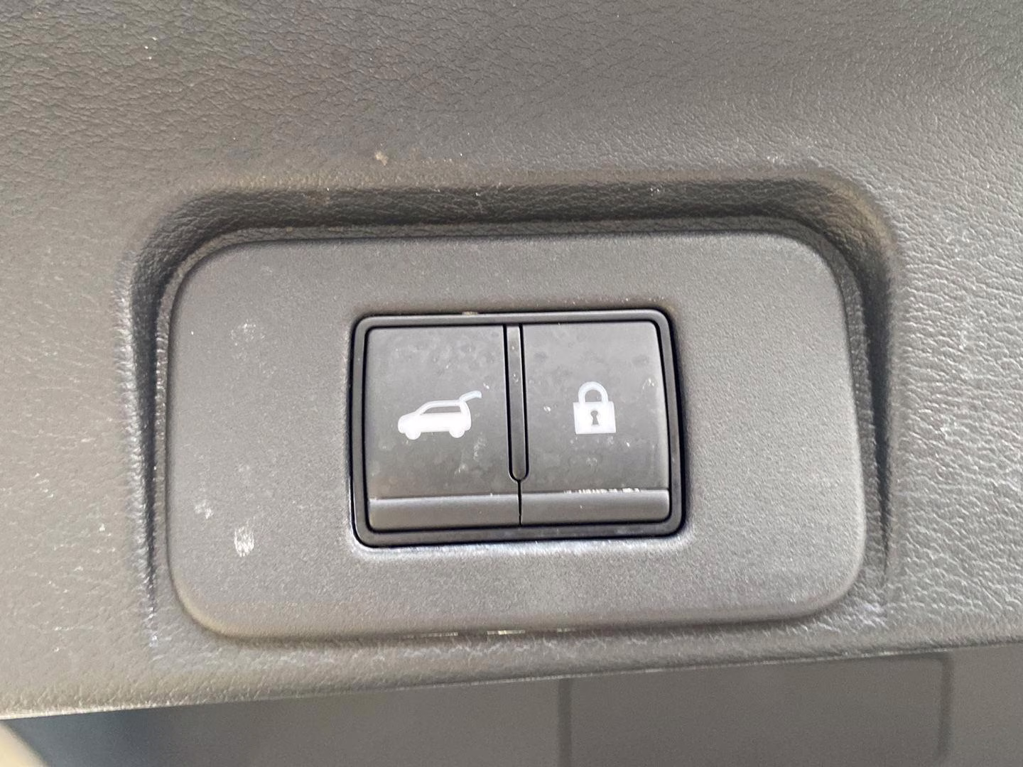 2023 Champagne Silver Metallic Nissan Rogue Platinum AWD SUV