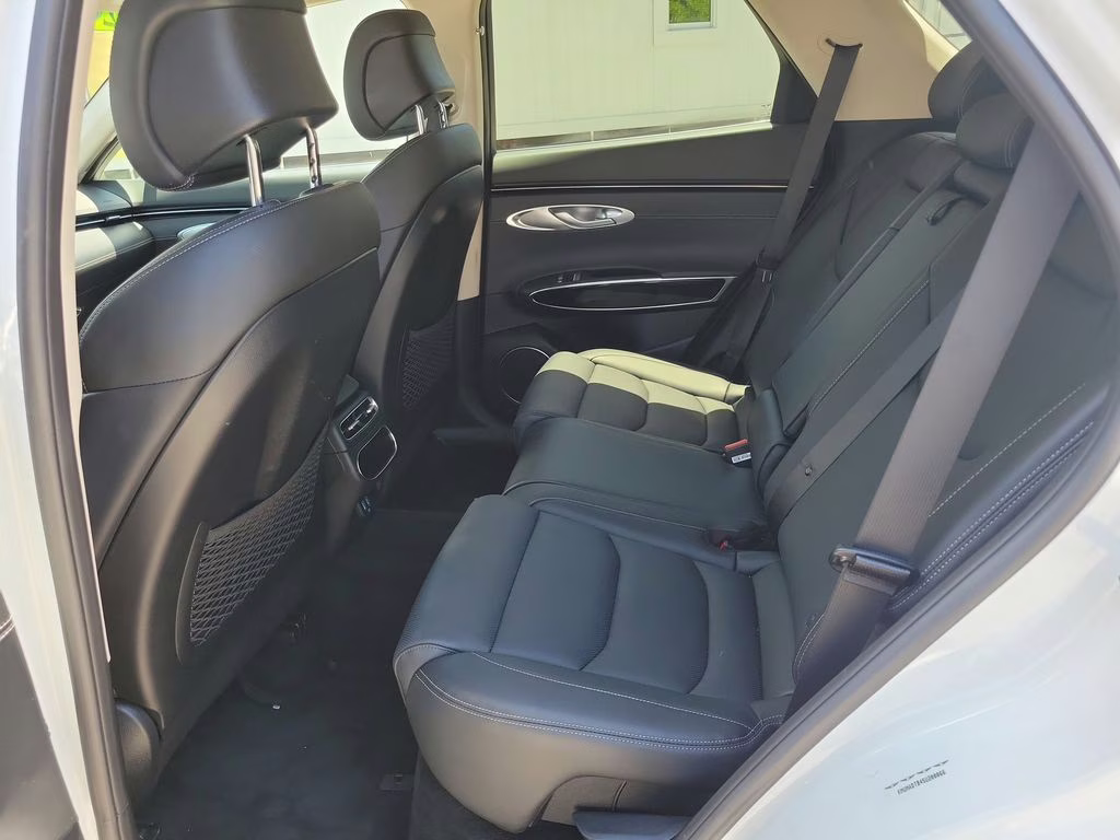 2025 Uyuni White Genesis GV70 2.5T AWD SUV