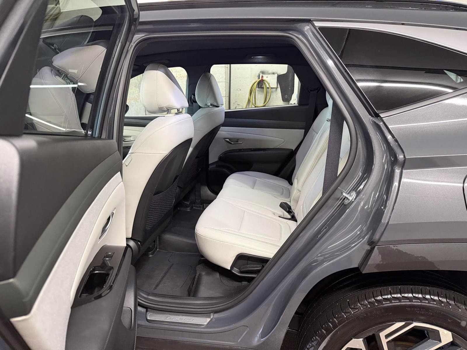 2025 Ecotronic Gray Hyundai Tucson Limited AWD SUV