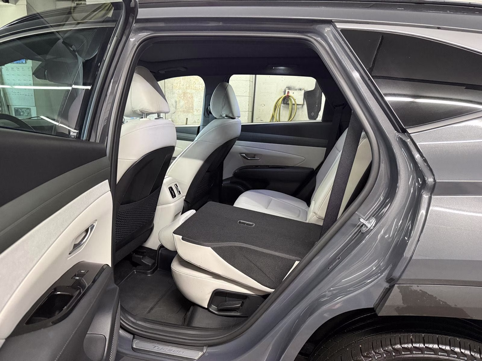 2025 Ecotronic Gray Hyundai Tucson Limited AWD SUV