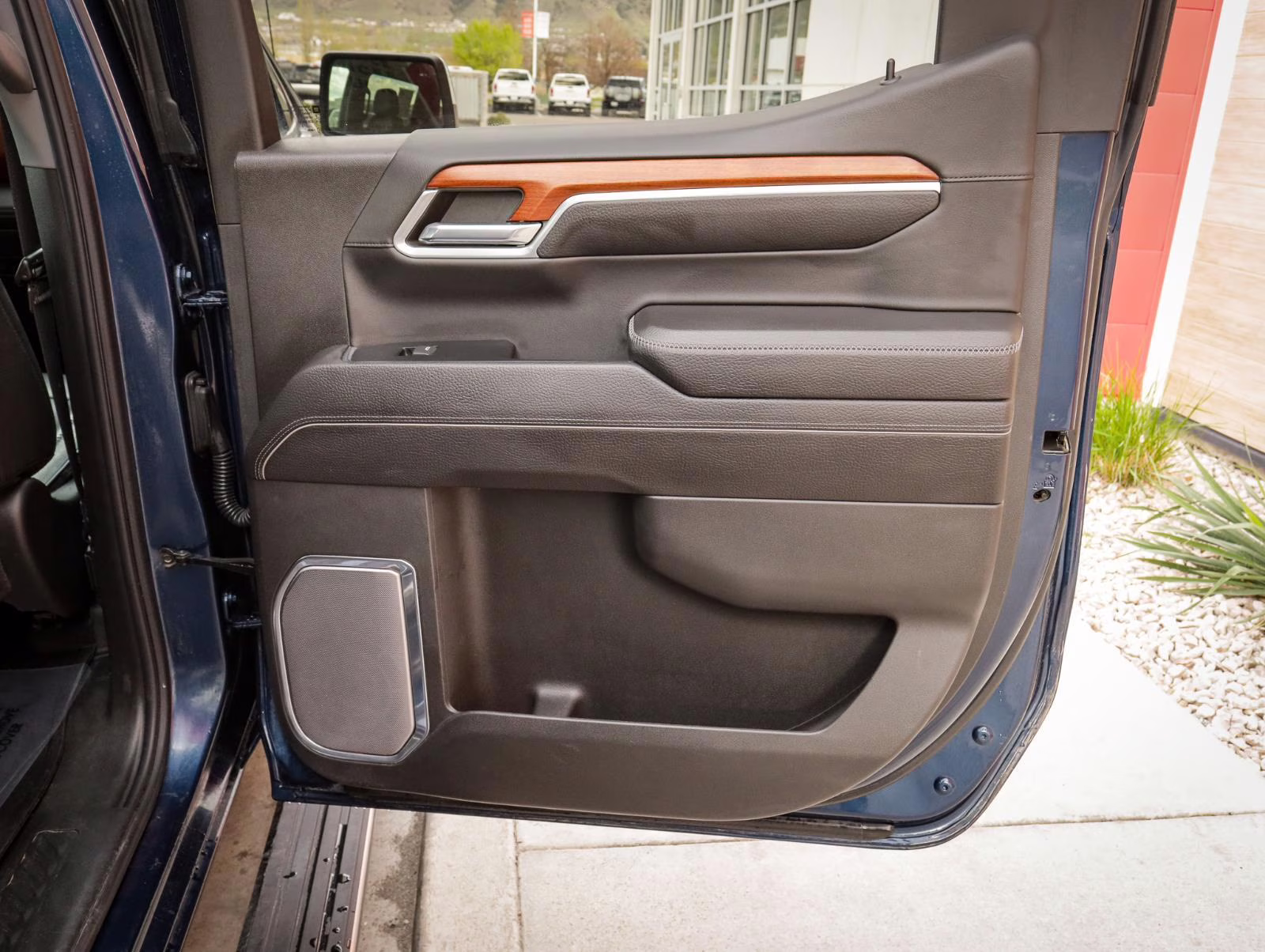 2022 Pacific Blue Metallic GMC Sierra 1500 Denali 4X4 Truck