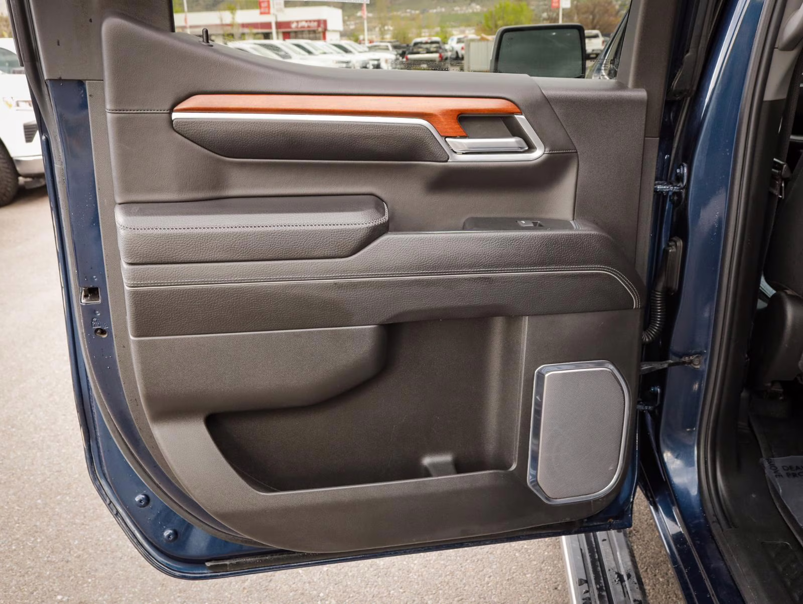 2022 Pacific Blue Metallic GMC Sierra 1500 Denali 4X4 Truck