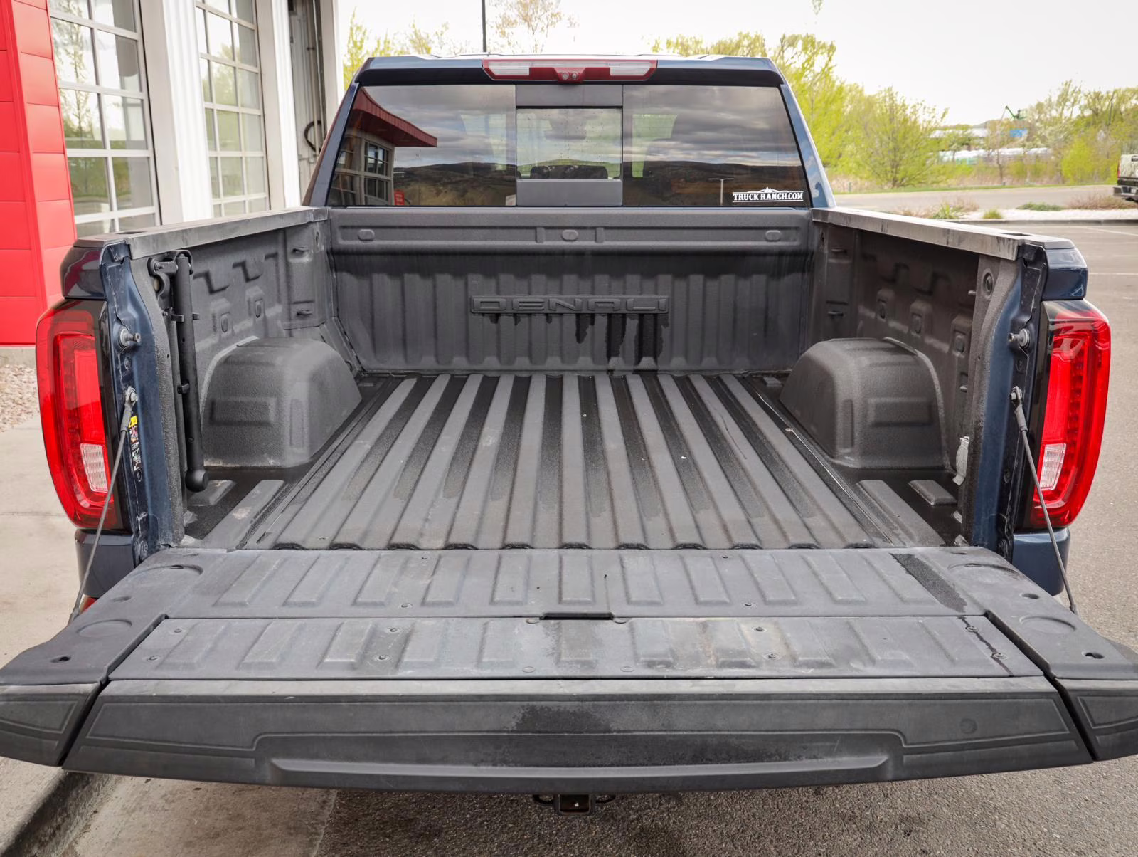 2022 Pacific Blue Metallic GMC Sierra 1500 Denali 4X4 Truck
