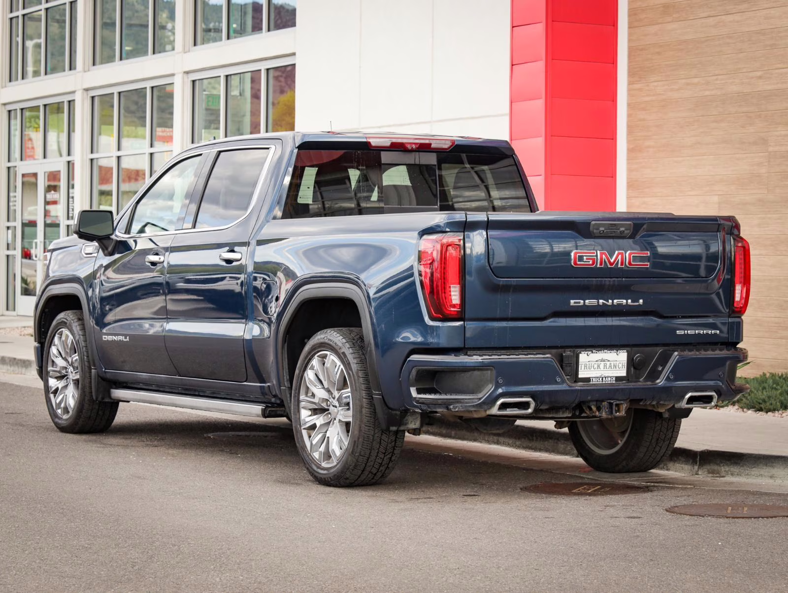 2022 Pacific Blue Metallic GMC Sierra 1500 Denali 4X4 Truck