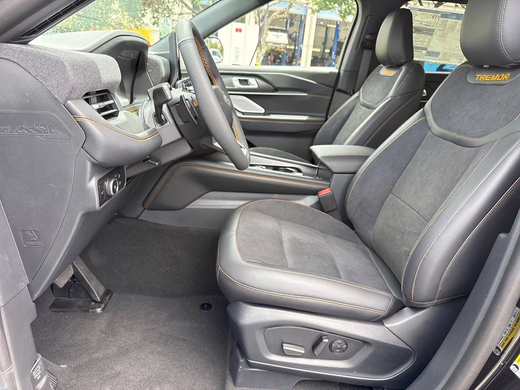 2026 Agate Black Metallic Ford Explorer Tremor 4X4 SUV