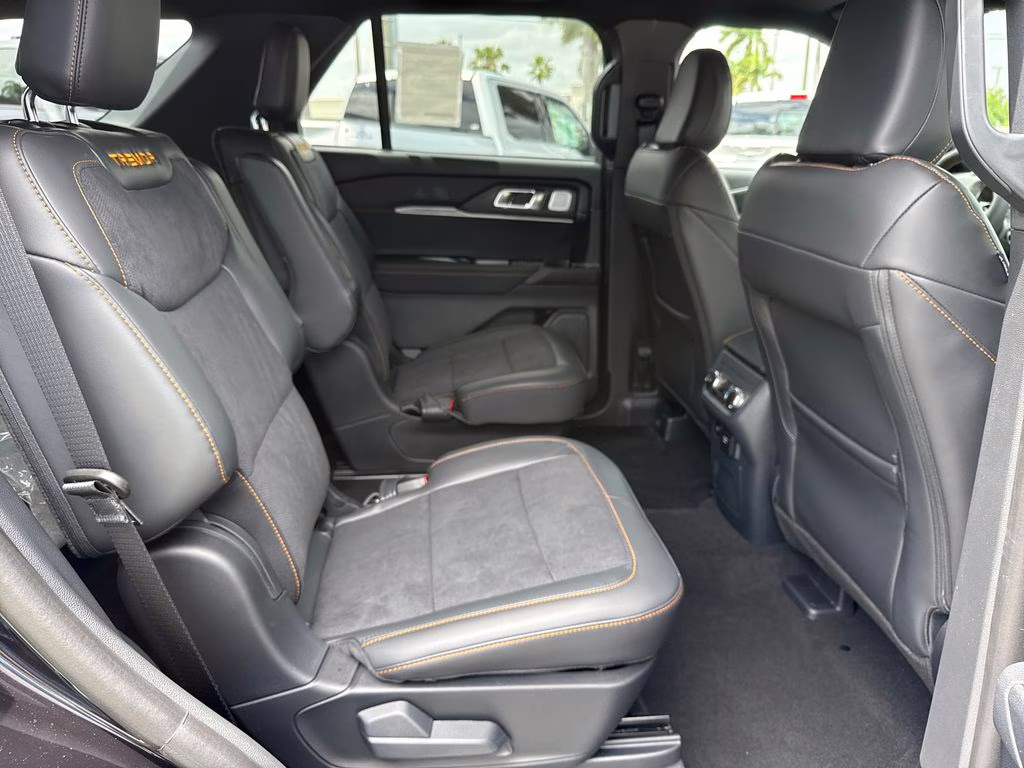 2026 Agate Black Metallic Ford Explorer Tremor 4X4 SUV