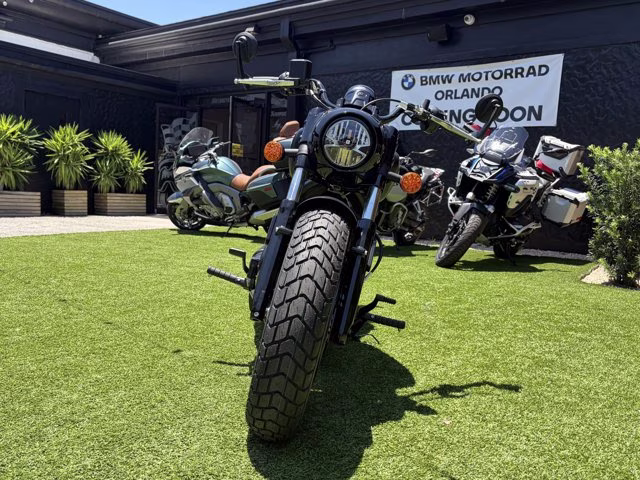 2026 Indian SCOUT BOBBER LT W/ TECH, BLACK SMOKE, 49ST Limited + Tech