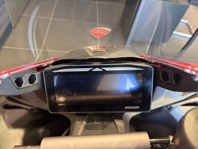 2026 RED Ducati PANIGALE V4